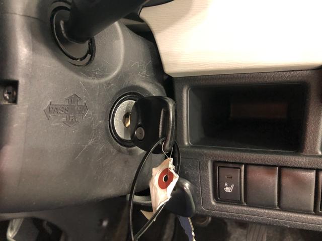 ワゴンＲＦＸ　走行４９３４３キロ／ＣＤチューナー／純正マット１年保証距離無制限　走行４９３４３キロ　ＣＤチューナー　アイドリングストップ　ベンチシート　助手席エアバック　純正マット　取扱説明書　メンテナンスノート　スペアキー　レベライザー　インパネＡＴ（埼玉県）の中古車