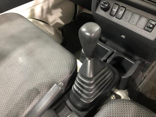 ハイゼットトラックローダンプ　４ＷＤ／ＭＴ５速／走行距離９９２２キロ／ラジオ１年保証距離無制限　走行距離９９２２キロ　４ＷＤ　ＭＴ５速　ＦＭＡＭラジオ　純正フロアマット　助手席エアバッグ　マニュアルエアコン（埼玉県）の中古車