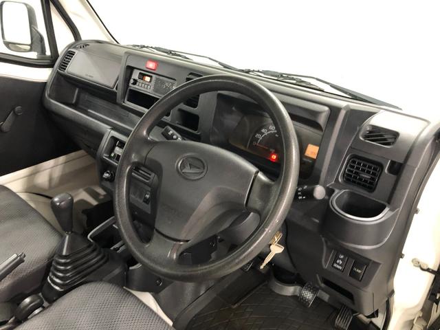 ハイゼットトラックローダンプ　４ＷＤ／ＭＴ５速／走行距離９９２２キロ／ラジオ１年保証距離無制限　走行距離９９２２キロ　４ＷＤ　ＭＴ５速　ＦＭＡＭラジオ　純正フロアマット　助手席エアバッグ　マニュアルエアコン（埼玉県）の中古車