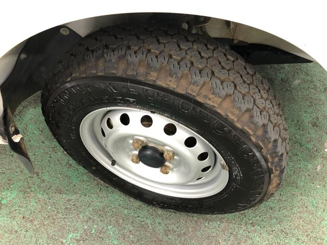 ハイゼットトラックローダンプ　４ＷＤ／ＭＴ５速／走行距離９９２２キロ／ラジオ１年保証距離無制限　走行距離９９２２キロ　４ＷＤ　ＭＴ５速　ＦＭＡＭラジオ　純正フロアマット　助手席エアバッグ　マニュアルエアコン（埼玉県）の中古車