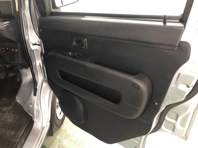 ハイゼットカーゴデラックスＳＡIII　車検整備付／走行３８１７１キロ／ナビ１年保証距離無制限　走行距離３８１７１キロ　純正フルセグナビ　バックカメラ　ブルートゥース　ドラレコ　純正フロアマット　ＬＥＤヘッドランプ　アイドリングストップ　スマートアシスト３　マニュアルエアコン（埼玉県）の中古車