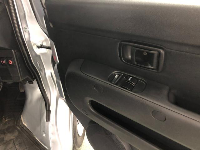 ハイゼットカーゴデラックスＳＡIII　車検整備付／走行３８１７１キロ／ナビ１年保証距離無制限　走行距離３８１７１キロ　純正フルセグナビ　バックカメラ　ブルートゥース　ドラレコ　純正フロアマット　ＬＥＤヘッドランプ　アイドリングストップ　スマートアシスト３　マニュアルエアコン（埼玉県）の中古車