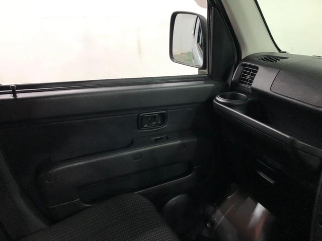 ハイゼットカーゴデラックスＳＡIII　走行距離９０６８キロ／４ＷＤ／ＡＴ一年保証・走行距離無制限　走行距離９０６８キロ　フルセグナビ　ブルートゥース　バックカメラ　ＤＶＤ　ドラレコ　オートライト　ＬＥＤヘッドライト　アイドリングストップ（埼玉県）の中古車