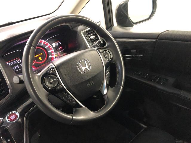 オデッセイアブソルート・ＥＸ　車検整備付／走行距離５９２０３キロ／ナビ１年保証距離無制限　走行距離５９２０３キロ　車検整備付　フルセグナビ　バックカメラ　純正マット　サイドエアバッグ　ＬＥＤヘッドランプ　アイドリングストップ　両側電動スライドドア　電動格納式ドアミラー（埼玉県）の中古車