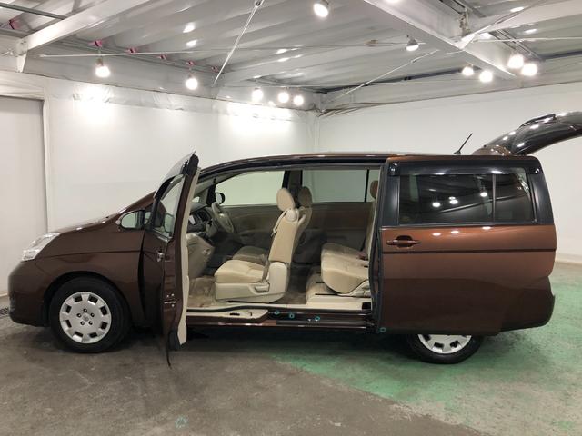アイシスＬ　車検整備付／走行６９９９５キロ／ナビ／Ｂｌｕｅｔｏｏｔｈ１年保証距離無制限　走行６９９９５キロ　ナビ　Ｂｌｕｅｔｏｏｔｈ　片側電動スライドドア　純正マット　助手席エアバック　取扱説明書　メンテナンスノート　スペアキー　横滑り防止システム　インパネＡＴ（埼玉県）の中古車