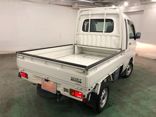 ハイゼットトラックジャンボ　２ＷＤ／キーレス／ジャンボ一年保証・走行距離無制限　走行距離５２００３キロ　２ＷＤ　純正マット　パワーウィンドウ　エアコン　パワステ　ＡＭＦＭラジオ　キーレスエントリー（埼玉県）の中古車