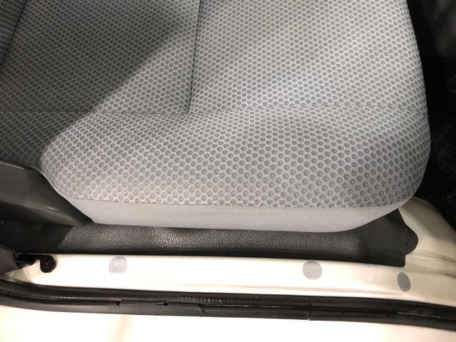 ハイゼットトラックジャンボ　２ＷＤ／キーレス／ジャンボ一年保証・走行距離無制限　走行距離５２００３キロ　２ＷＤ　純正マット　パワーウィンドウ　エアコン　パワステ　ＡＭＦＭラジオ　キーレスエントリー（埼玉県）の中古車