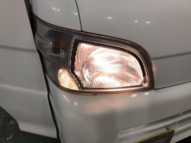ハイゼットトラックジャンボ　２ＷＤ／キーレス／ジャンボ一年保証・走行距離無制限　走行距離５２００３キロ　２ＷＤ　純正マット　パワーウィンドウ　エアコン　パワステ　ＡＭＦＭラジオ　キーレスエントリー（埼玉県）の中古車