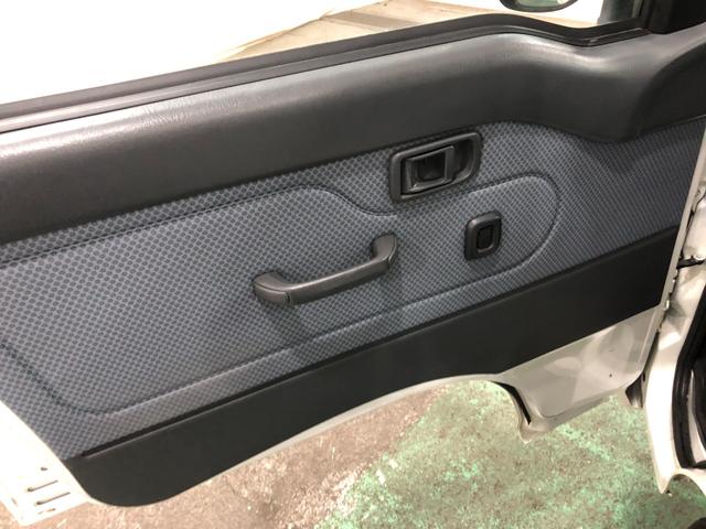 ハイゼットトラックジャンボ　２ＷＤ／キーレス／ジャンボ一年保証・走行距離無制限　走行距離５２００３キロ　２ＷＤ　純正マット　パワーウィンドウ　エアコン　パワステ　ＡＭＦＭラジオ　キーレスエントリー（埼玉県）の中古車