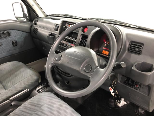 ハイゼットトラックジャンボ　２ＷＤ／キーレス／ジャンボ一年保証・走行距離無制限　走行距離５２００３キロ　２ＷＤ　純正マット　パワーウィンドウ　エアコン　パワステ　ＡＭＦＭラジオ　キーレスエントリー（埼玉県）の中古車