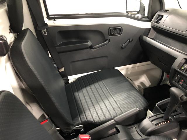 ハイゼットトラックスタンダード４ＷＤ／走行距離４９２９キロ／オートマ一年保証・走行距離無制限　走行距離４９２９キロ　助手席エアバック　純正カーペットマット　ＣＤチューナー　４ＷＤ　オートマ　エアコンパワステ（埼玉県）の中古車