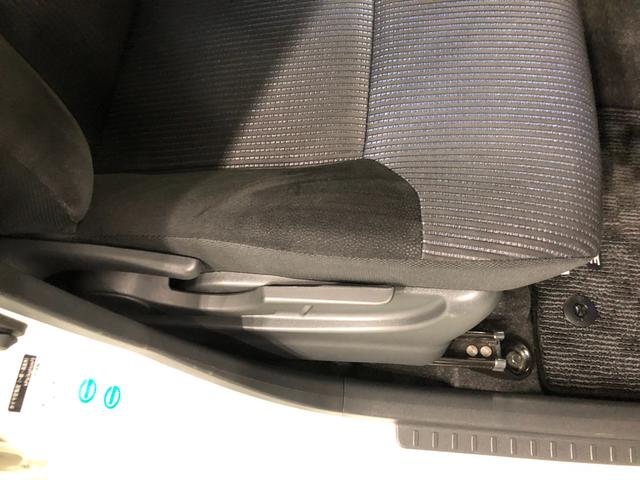ムーヴカスタムＸ　ＳＡII　走行５８８７１キロ／ナビ／バックカメラ一年保証・走行距離無制限　助手席エアバック　純正カーペットマット　ワンセグナビ　バックカメラ　オートライト　ＬＥＤヘッドライト　アイドリングストップ　ベンチシート（埼玉県）の中古車