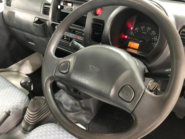 ハイゼットトラックエアコン・パワステ　スペシャル　４ＷＤ／ＭＴ５速／ラジオ１年保証距離無制限　走行距離９９３５２キロ　４ＷＤ　ＭＴ５速　ＦＭＡＭラジオ　純正フロアマット　助手席エアバッグ　マニュアルエアコン（埼玉県）の中古車
