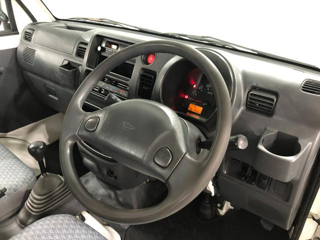ハイゼットトラックエアコン・パワステ　スペシャル　４ＷＤ／ＭＴ５速／ラジオ１年保証距離無制限　走行距離９９３５２キロ　４ＷＤ　ＭＴ５速　ＦＭＡＭラジオ　純正フロアマット　助手席エアバッグ　マニュアルエアコン（埼玉県）の中古車