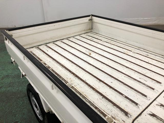 ハイゼットトラックローダンプ　走行１３５０１キロ／４ＷＤ／５ＭＴ一年保証・走行距離無制限　走行距離１３５０１キロ　純正カーペットマット　エアコン　パワステ　ＡＭＦＭラジオ　電動式ダンプアップ（埼玉県）の中古車