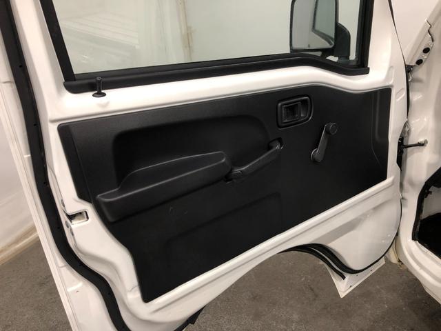ハイゼットトラックローダンプ　走行１３５０１キロ／４ＷＤ／５ＭＴ一年保証・走行距離無制限　走行距離１３５０１キロ　純正カーペットマット　エアコン　パワステ　ＡＭＦＭラジオ　電動式ダンプアップ（埼玉県）の中古車