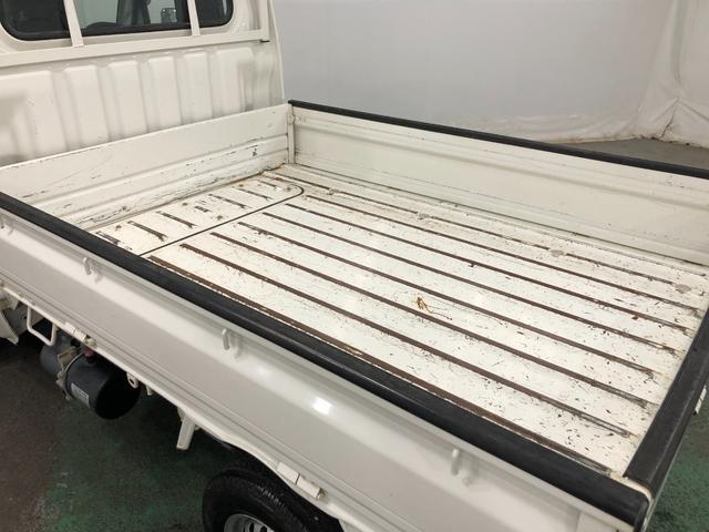 ハイゼットトラックローダンプ　走行１３５０１キロ／４ＷＤ／５ＭＴ一年保証・走行距離無制限　走行距離１３５０１キロ　純正カーペットマット　エアコン　パワステ　ＡＭＦＭラジオ　電動式ダンプアップ（埼玉県）の中古車
