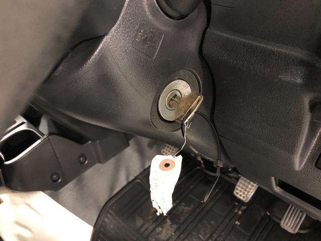 ハイゼットトラックローダンプ　走行１３５０１キロ／４ＷＤ／５ＭＴ一年保証・走行距離無制限　走行距離１３５０１キロ　純正カーペットマット　エアコン　パワステ　ＡＭＦＭラジオ　電動式ダンプアップ（埼玉県）の中古車