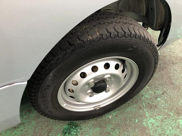 ハイゼットトラックスタンダード　４ＷＤ／ＭＴ５速／走行距離２８３１０キロ／ナビ１年保証距離無制限　走行距離２８３１０キロ　４ＷＤ　ＭＴ５速　純正フルセグナビ　ブルートゥース　純正フロアマット　助手席エアバッグ　オートライト　ＬＥＤヘッドランプ（埼玉県）の中古車