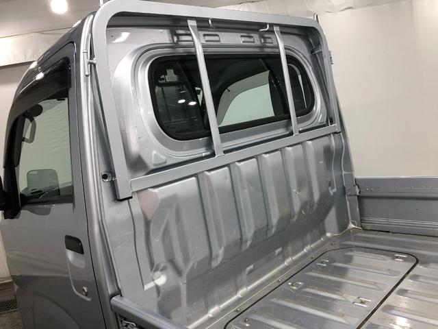 ハイゼットトラックスタンダード　４ＷＤ／ＭＴ５速／走行距離２８３１０キロ／ナビ１年保証距離無制限　走行距離２８３１０キロ　４ＷＤ　ＭＴ５速　純正フルセグナビ　ブルートゥース　純正フロアマット　助手席エアバッグ　オートライト　ＬＥＤヘッドランプ（埼玉県）の中古車