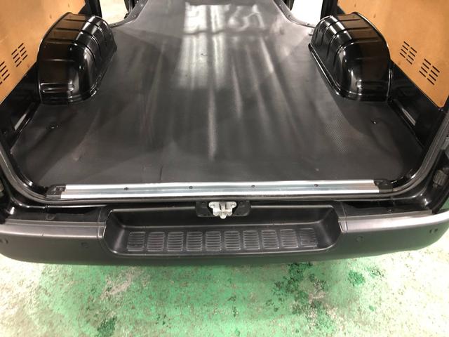 ハイエースバンＤＸ　車検整備付／走行３２５１６キロ／両側スライドドア１年保証距離無制限　走行距離３２５１６キロ　全周囲カメラ　純正マット　クリアランスソナー　オートライト　ＬＥＤヘッドランプ　両側スライドドア　キーレスエントリー　電動格納式ドアミラー　キーレス（埼玉県）の中古車