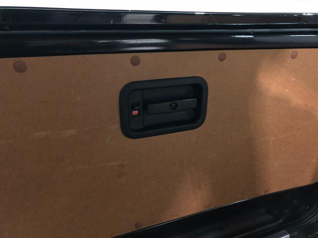 ハイエースバンＤＸ　車検整備付／走行３２５１６キロ／両側スライドドア１年保証距離無制限　走行距離３２５１６キロ　全周囲カメラ　純正マット　クリアランスソナー　オートライト　ＬＥＤヘッドランプ　両側スライドドア　キーレスエントリー　電動格納式ドアミラー　キーレス（埼玉県）の中古車