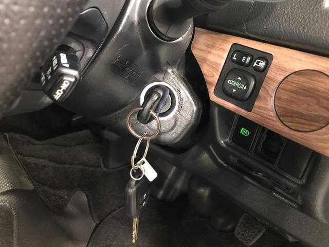ハイエースバンＤＸ　車検整備付／走行３２５１６キロ／両側スライドドア１年保証距離無制限　走行距離３２５１６キロ　全周囲カメラ　純正マット　クリアランスソナー　オートライト　ＬＥＤヘッドランプ　両側スライドドア　キーレスエントリー　電動格納式ドアミラー　キーレス（埼玉県）の中古車