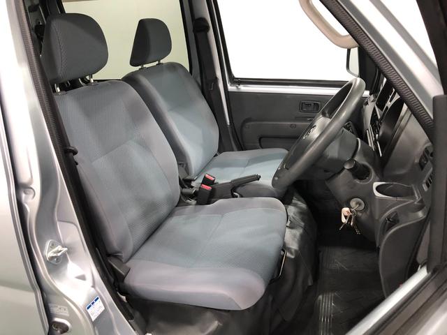 ハイゼットカーゴデッキバンＧ　走行２８０６７キロ／４ＷＤ／５ＭＴ一年保証・走行距離無制限　走行距離２８０６７キロ　助手席エアバック　４ＷＤ　５速マニュアル　ＣＤチューナー（埼玉県）の中古車