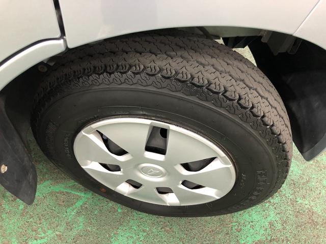 ハイゼットカーゴデッキバンＧ　走行２８０６７キロ／４ＷＤ／５ＭＴ一年保証・走行距離無制限　走行距離２８０６７キロ　助手席エアバック　４ＷＤ　５速マニュアル　ＣＤチューナー（埼玉県）の中古車