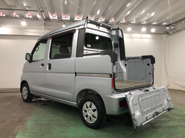 ハイゼットカーゴデッキバンＧ　走行２８０６７キロ／４ＷＤ／５ＭＴ一年保証・走行距離無制限　走行距離２８０６７キロ　助手席エアバック　４ＷＤ　５速マニュアル　ＣＤチューナー（埼玉県）の中古車