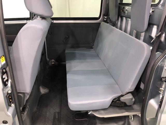 ハイゼットカーゴデッキバンＧ　走行２８０６７キロ／４ＷＤ／５ＭＴ一年保証・走行距離無制限　走行距離２８０６７キロ　助手席エアバック　４ＷＤ　５速マニュアル　ＣＤチューナー（埼玉県）の中古車