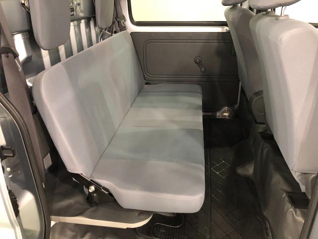 ハイゼットカーゴデッキバンＧ　走行２８０６７キロ／４ＷＤ／５ＭＴ一年保証・走行距離無制限　走行距離２８０６７キロ　助手席エアバック　４ＷＤ　５速マニュアル　ＣＤチューナー（埼玉県）の中古車