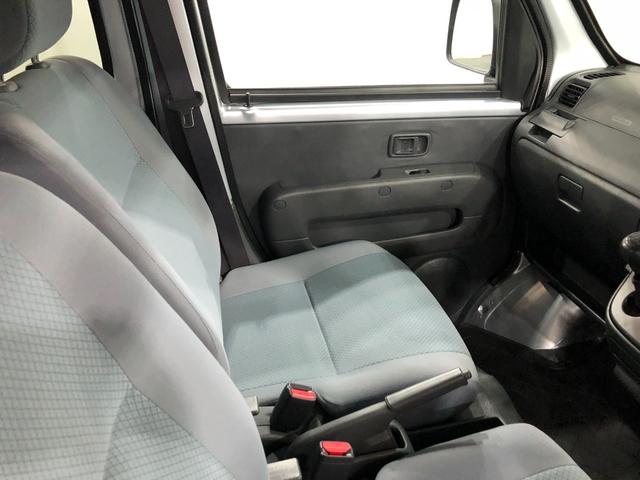 ハイゼットカーゴデッキバンＧ　走行２８０６７キロ／４ＷＤ／５ＭＴ一年保証・走行距離無制限　走行距離２８０６７キロ　助手席エアバック　４ＷＤ　５速マニュアル　ＣＤチューナー（埼玉県）の中古車
