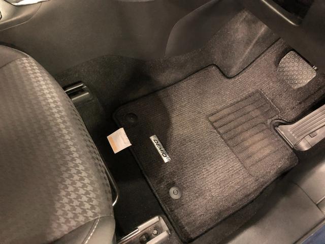 デミオ１５Ｓ　車検整備付／走行５３００３キロ／フルセグナビ／マット１年保証距離無制限　走行距離５３００３キロ　車検整備付　フルセグナビ　ブルートゥース　純正マット　サイドエアバッグ　ＬＥＤヘッドランプ　シートヒーター（埼玉県）の中古車