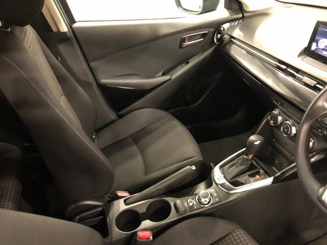 デミオ１５Ｓ　車検整備付／走行５３００３キロ／フルセグナビ／マット１年保証距離無制限　走行距離５３００３キロ　車検整備付　フルセグナビ　ブルートゥース　純正マット　サイドエアバッグ　ＬＥＤヘッドランプ　シートヒーター（埼玉県）の中古車