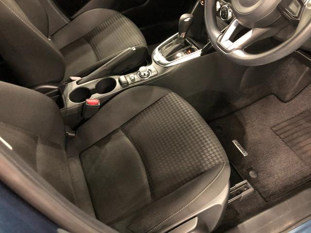 デミオ１５Ｓ　車検整備付／走行５３００３キロ／フルセグナビ／マット１年保証距離無制限　走行距離５３００３キロ　車検整備付　フルセグナビ　ブルートゥース　純正マット　サイドエアバッグ　ＬＥＤヘッドランプ　シートヒーター（埼玉県）の中古車
