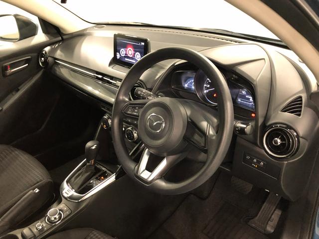 デミオ１５Ｓ　車検整備付／走行５３００３キロ／フルセグナビ／マット１年保証距離無制限　走行距離５３００３キロ　車検整備付　フルセグナビ　ブルートゥース　純正マット　サイドエアバッグ　ＬＥＤヘッドランプ　シートヒーター（埼玉県）の中古車