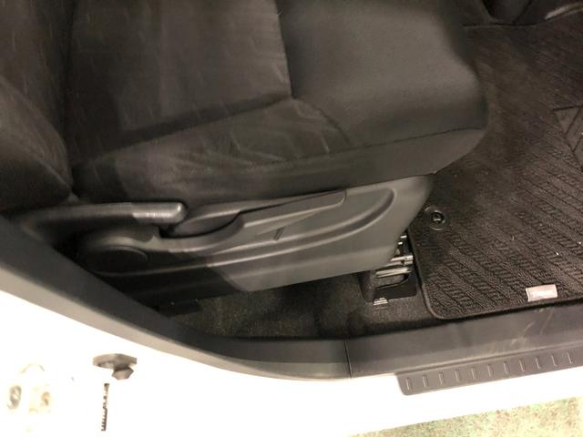 タンクカスタムＧ　Ｓ　車検整備付　走行８６４１８キロ／フルセグナビ１年保証距離無制限　バックカメラ　ブルートゥース　後席モニター　ＬＥＤヘッドランプ　アイドリングストップ　シートヒーター　両側電動スライドドア　キーフリー（埼玉県）の中古車