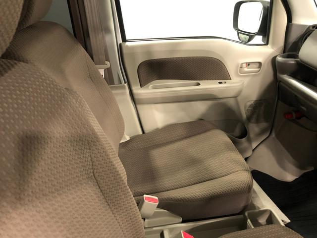 ＮＶ１００クリッパーバンＧＸ　車検整備付　２ＤＩＮチューナー付１年保証距離無制限　走行距離５２３６キロ　純正フロアマット　助手席エアバッグ　クリアランスソナー　マニュアルエアコン　ＥＳＣ　キーレスエントリー（埼玉県）の中古車