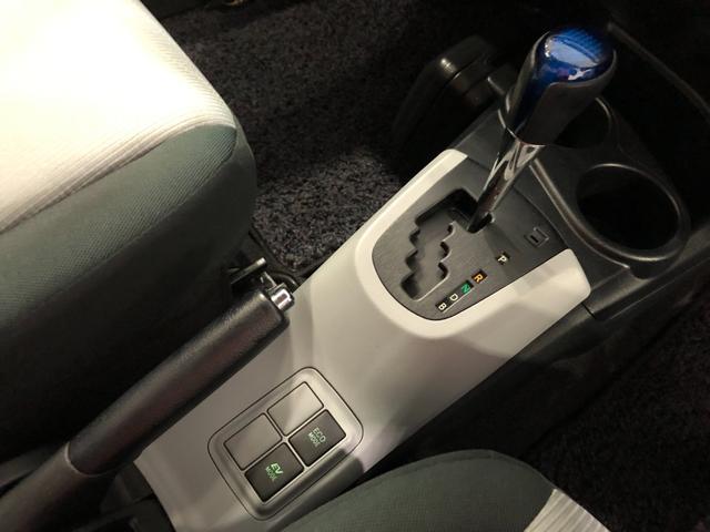 アクアS 走行71322キロ/車検整備付/ナビ/バックカメラ一年保証・走行距離無制限 走行71322キロ ワンセグナビ ブルートゥース バックカメラ キーレス ホイールキャップ 電動格納ミラー(東京都)の中古車