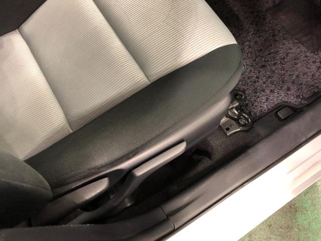 アクアS 走行71322キロ/車検整備付/ナビ/バックカメラ一年保証・走行距離無制限 走行71322キロ ワンセグナビ ブルートゥース バックカメラ キーレス ホイールキャップ 電動格納ミラー(東京都)の中古車