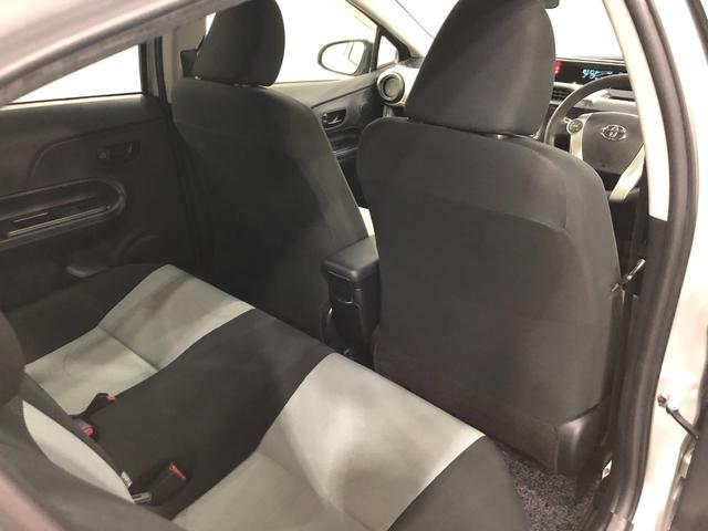 アクアS 走行71322キロ/車検整備付/ナビ/バックカメラ一年保証・走行距離無制限 走行71322キロ ワンセグナビ ブルートゥース バックカメラ キーレス ホイールキャップ 電動格納ミラー(東京都)の中古車