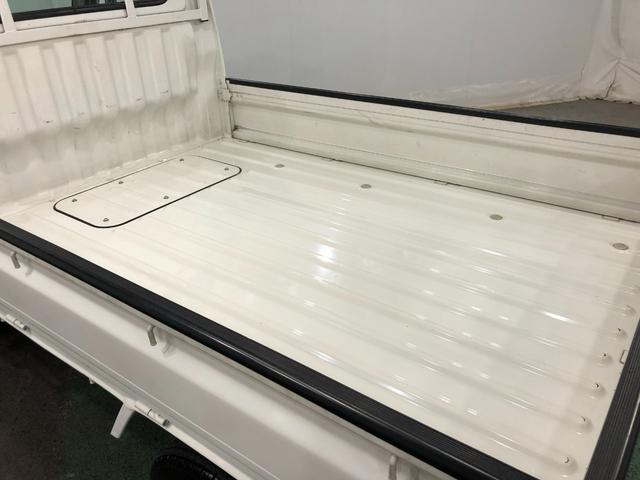 ハイゼットトラックエアコン・パワステ　スペシャル　４ＷＤ／ＭＴ／車検整備付１年保証距離無制限　走行距離１２６８９キロ　４ＷＤ　ＭＴ５速　車検整備付　ＦＭＡＭラジオ　純正フロアマット　マニュアルエアコン　パワステ（埼玉県）の中古車