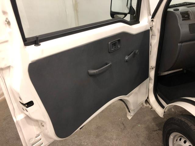 ハイゼットトラックエアコン・パワステ　スペシャル　４ＷＤ／ＭＴ／車検整備付１年保証距離無制限　走行距離１２６８９キロ　４ＷＤ　ＭＴ５速　車検整備付　ＦＭＡＭラジオ　純正フロアマット　マニュアルエアコン　パワステ（埼玉県）の中古車