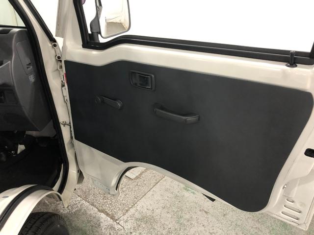 ハイゼットトラックエアコン・パワステ　スペシャル　４ＷＤ／ＭＴ／車検整備付１年保証距離無制限　走行距離１２６８９キロ　４ＷＤ　ＭＴ５速　車検整備付　ＦＭＡＭラジオ　純正フロアマット　マニュアルエアコン　パワステ（埼玉県）の中古車