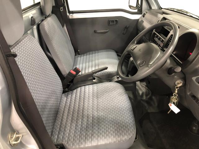 ハイゼットトラックエアコン・パワステスペシャルＶＳ　４ＷＤ／走行１６００１キロ１年保証距離無制限　走行距離１６００１キロ　４ＷＤ　ＦＭＡＭラジオ　マニュアルエアコン　パワーステアリング　荷台作業灯　メンテナンスノート　取扱説明書（埼玉県）の中古車