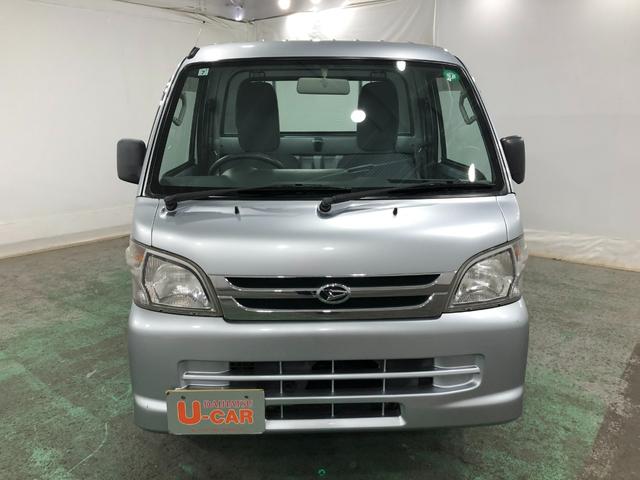 ハイゼットトラックエアコン・パワステスペシャルＶＳ　４ＷＤ／走行１６００１キロ１年保証距離無制限　走行距離１６００１キロ　４ＷＤ　ＦＭＡＭラジオ　マニュアルエアコン　パワーステアリング　荷台作業灯　メンテナンスノート　取扱説明書（埼玉県）の中古車
