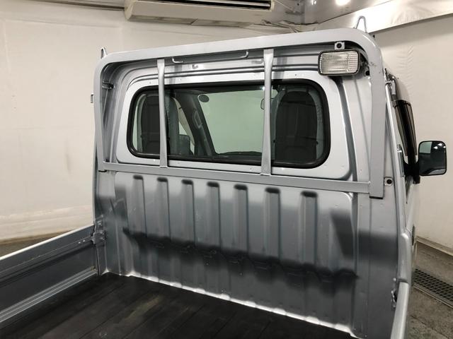 ハイゼットトラックエアコン・パワステスペシャルＶＳ　４ＷＤ／走行１６００１キロ１年保証距離無制限　走行距離１６００１キロ　４ＷＤ　ＦＭＡＭラジオ　マニュアルエアコン　パワーステアリング　荷台作業灯　メンテナンスノート　取扱説明書（埼玉県）の中古車