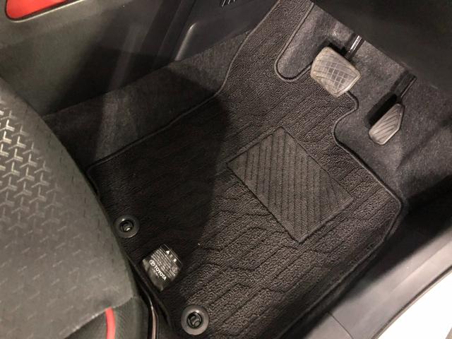 ライズＺ　走行３８０９２キロ／モデリスタエアロ／純正ナビ／マット１年保証距離無制限　走行距離３８０９２キロ　純正フルセグナビ　パノラマモニター　ブルートゥース　純正マット　サイドエアバッグ　ＬＥＤヘッドランプ　アイドリングストップ　シートヒーター　キーフリー（東京都）の中古車