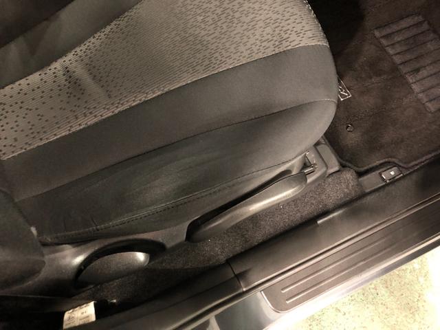 プレマシー２０Ｅ　走行７５５２８キロ／車検整備付／ナビ／バックカメラ一年保証・走行距離無制限　走行７５５２８キロ　助手席エアバック　ＥＴＣ　ワンセグナビ　ブルートゥース　バックカメラ　サイドエアバック　純正カーペットマット（埼玉県）の中古車